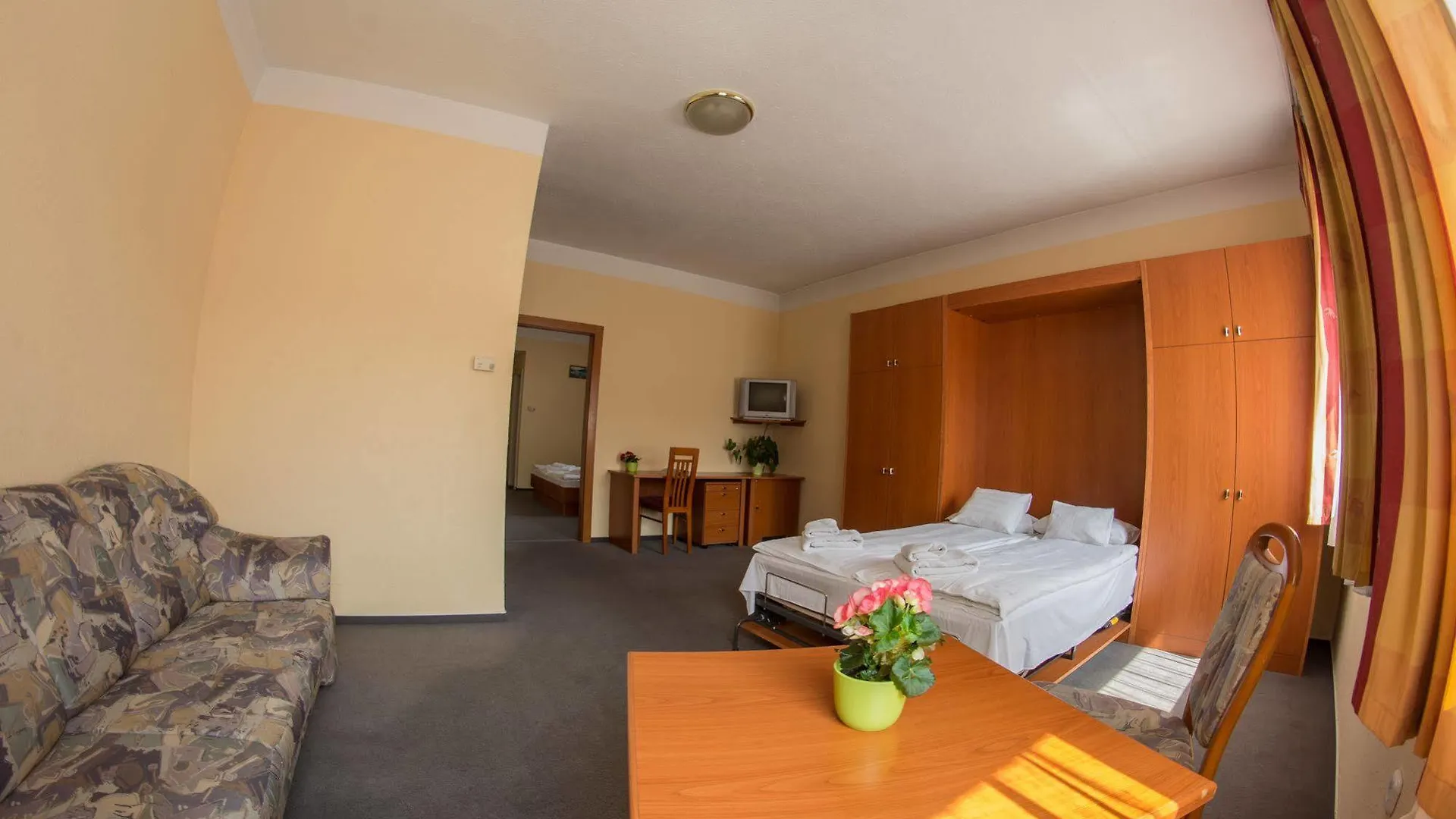 Homoky Hotels Bestline Hotel Budapest