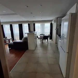 Unicorniselit Apartment