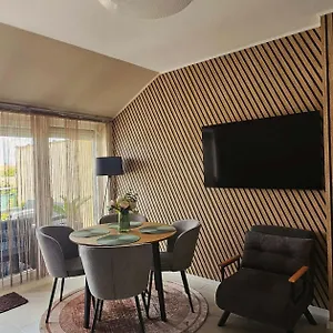 Hetvezer Penthouse Apartment